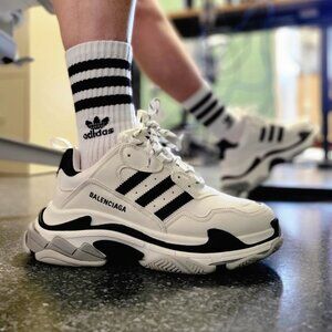 ❤️️SOLD!!!❤️ Men’s 12/45 Adidas x Balenciaga Triple S Sneaker 'White'